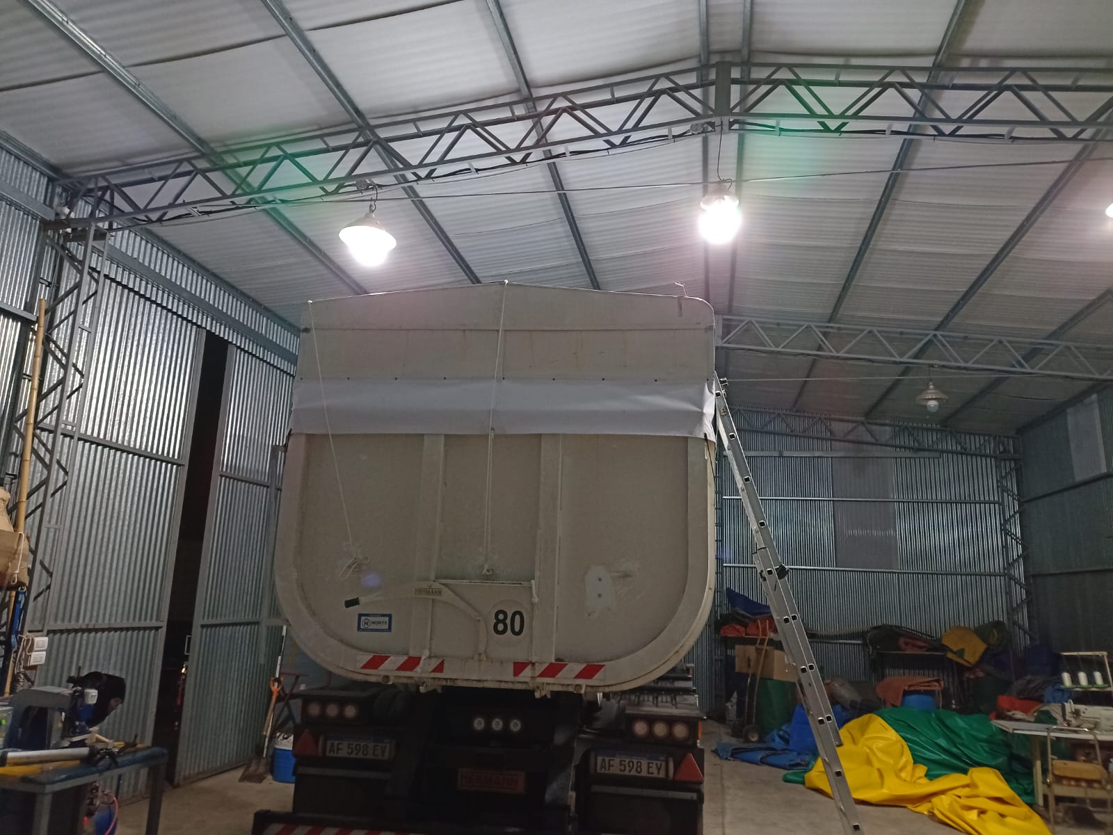 Cobertura impermeable de lona pesada para acoplado de camión